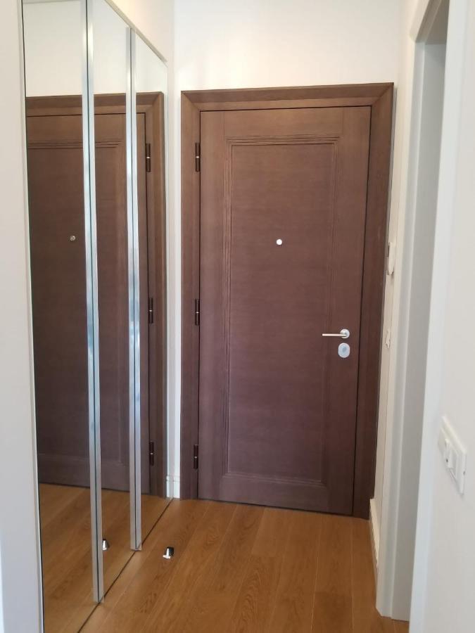 Azura Residence - New Luxury Apartment Belgrado Esterno foto
