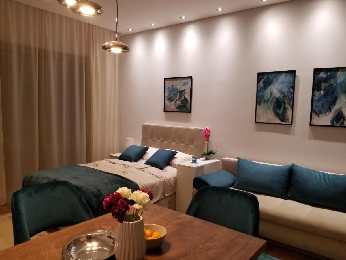 Azura Residence - New Luxury Apartment Belgrado Esterno foto
