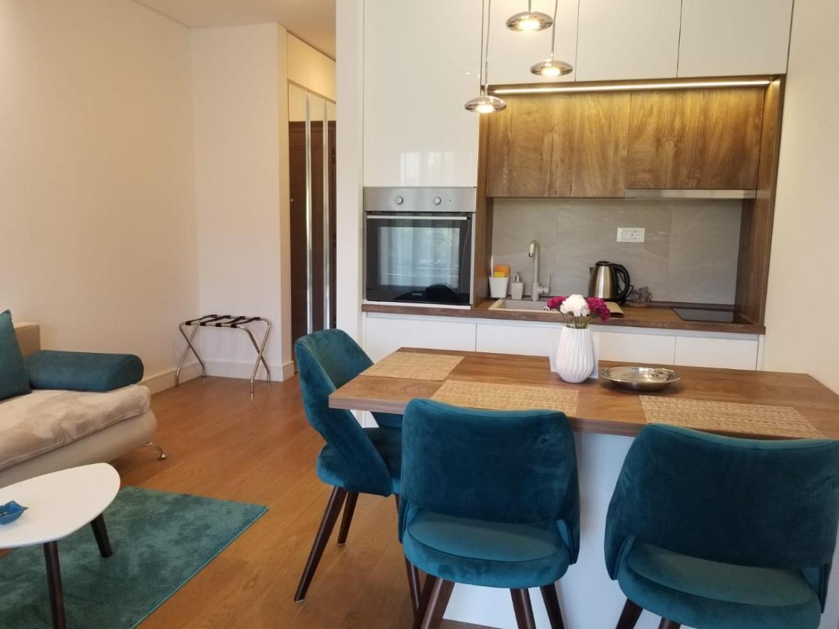 Azura Residence - New Luxury Apartment Belgrado Esterno foto
