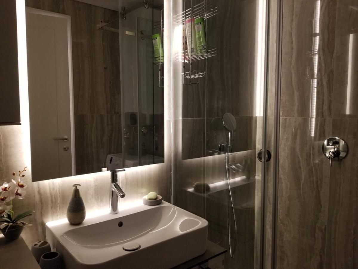 Azura Residence - New Luxury Apartment Belgrado Esterno foto